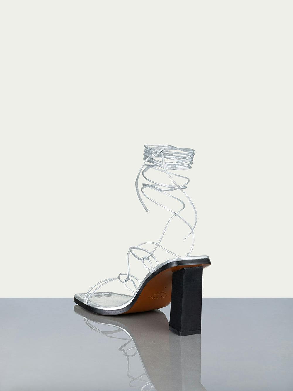 shoes back view alt:hover alt:fit2